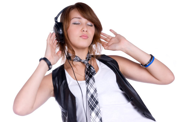 女孩在耳机图片下载