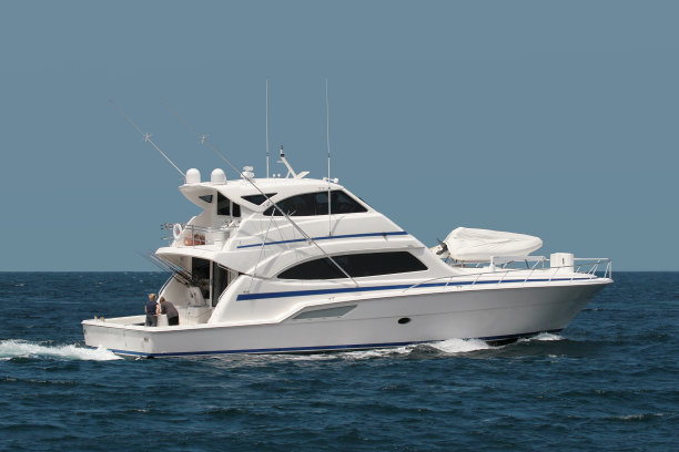 游艇在海上图片下载