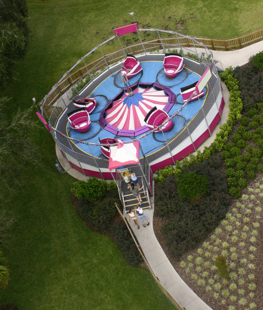 主题公园骑图片下载