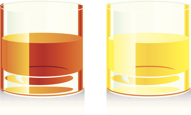 孤立的威士忌酒杯图片下载