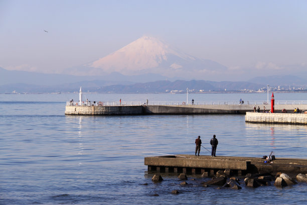 从神奈川看富士山图片下载