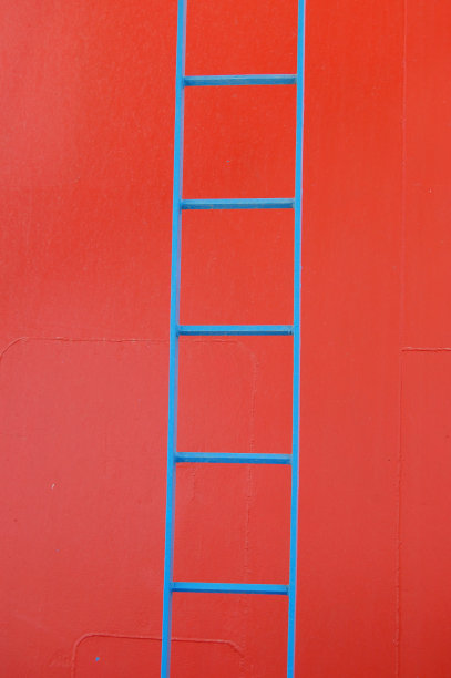 蓝色的梯子图片下载