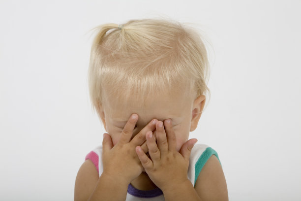 躲躲猫图片下载