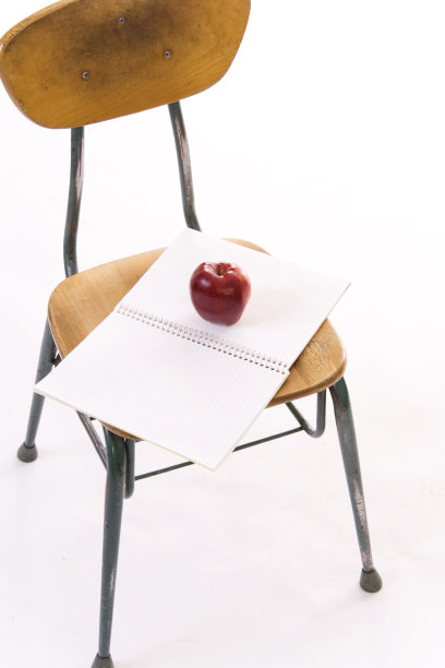 学校的日子图片下载