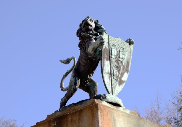 狮子雕像图片下载