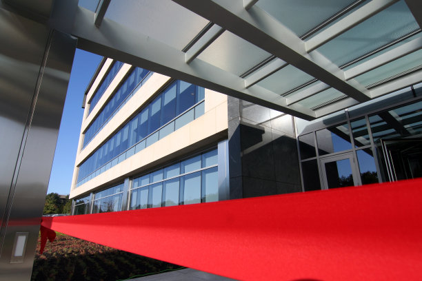 红丝带与建筑图片下载