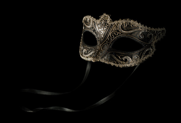 狂欢面具上孤立着黑色带条纹图片下载