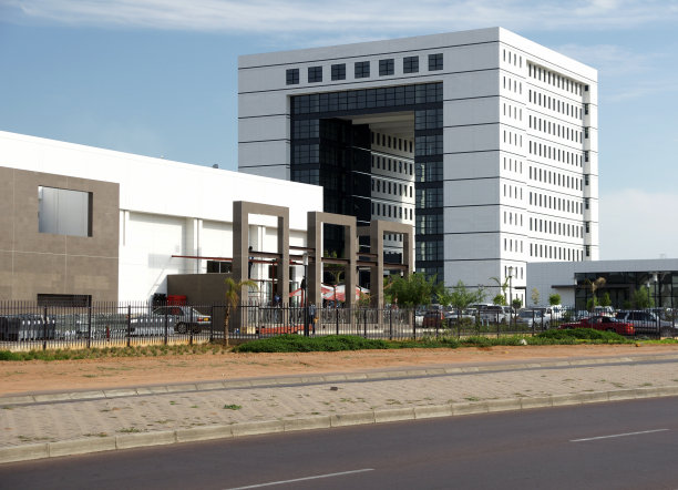 广场的集市图片下载