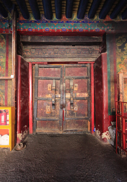 龙格门，古老神秘的亚洲世界的入口。图片下载