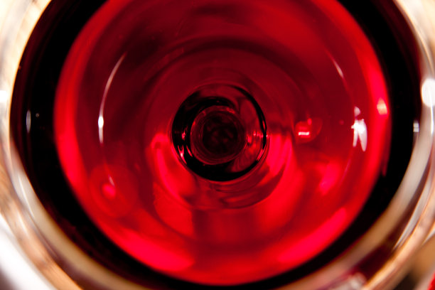 一杯红酒图片下载