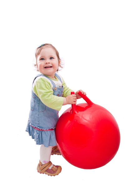 小女孩和红球图片下载