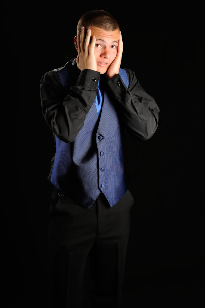 惊讶的年轻人图片下载