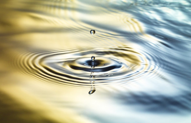 波浪喷水池图片下载