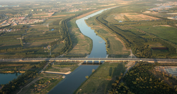 跨河公路图片下载