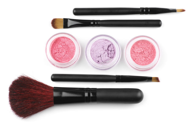 化妆刷和眼影图片下载