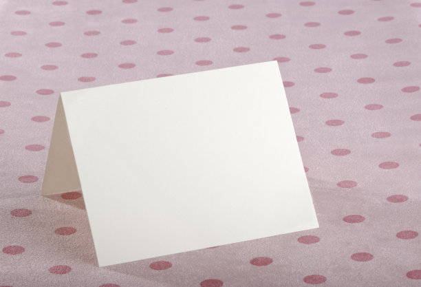 粉红色圆点布料的卡片图片下载