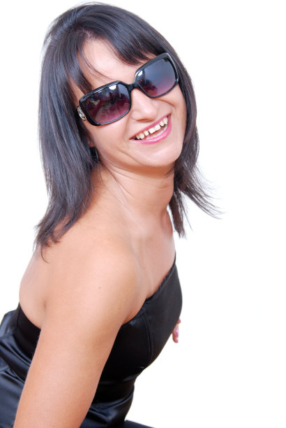 女人戴着墨镜图片下载
