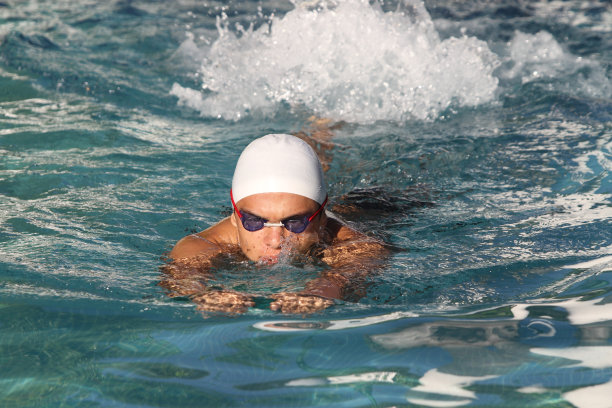 摇摆的人图片下载