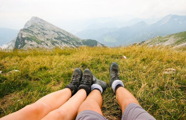 徒步旅行者的腿图片下载