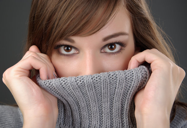 女孩套衫图片下载