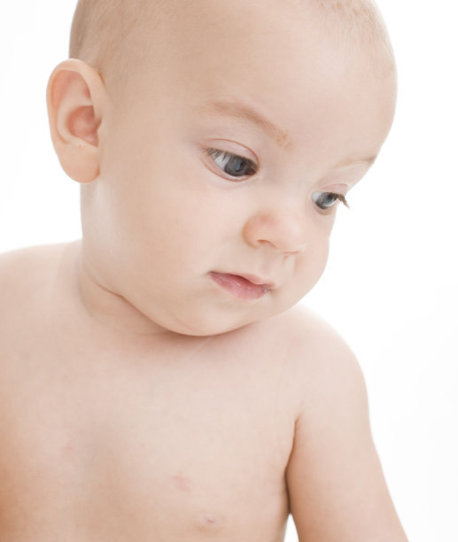 好奇的宝宝图片下载