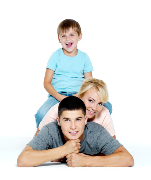 年轻的家庭快乐图片下载