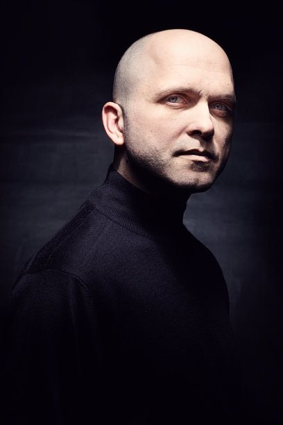 男人的肖像图片下载