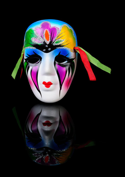 面具在黑色图片下载