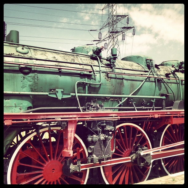 古老的蒸汽机车图片下载