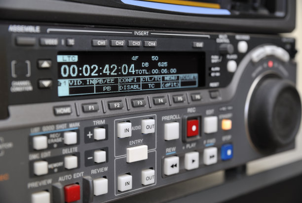 数字记录仪的前面板图片下载