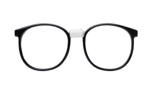 带有剪切路径的书呆子眼镜图片下载