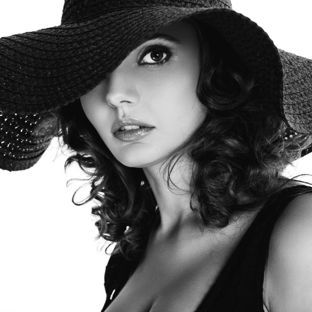 自然迷人的女性肖像图片下载