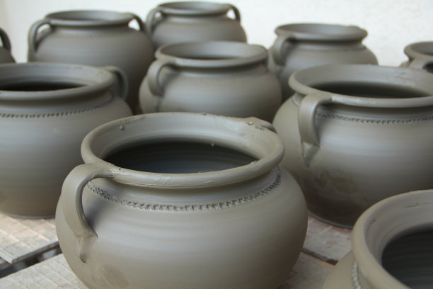 传统的陶器图片下载