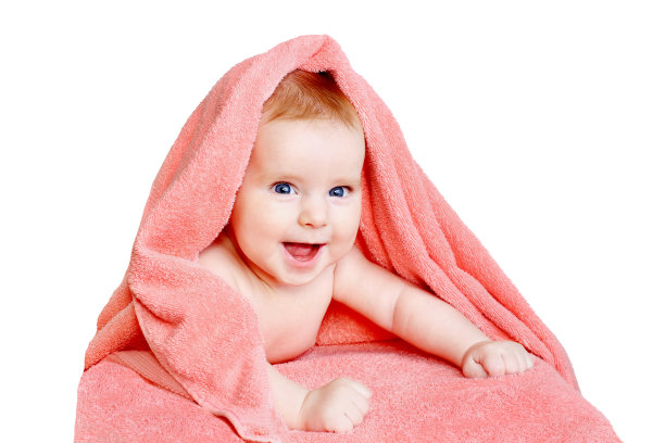 裹着毛巾的婴儿图片下载