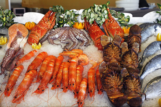 街市档位供应新鲜海鲜图片下载