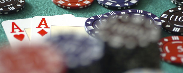 扑克筹码和卡片图片下载