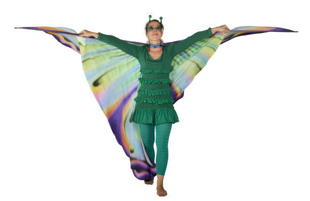 蝴蝶跳舞的女人图片下载