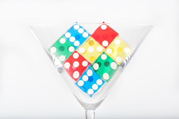 彩色死马提尼图片下载