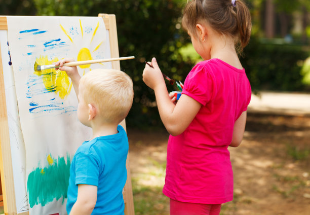 学前儿童绘画图片下载