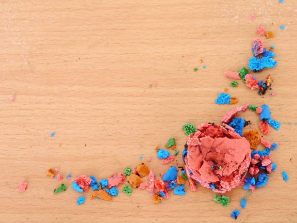 破碎的五颜六色的马卡龙图片下载