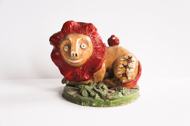 小雕像的狮子图片下载