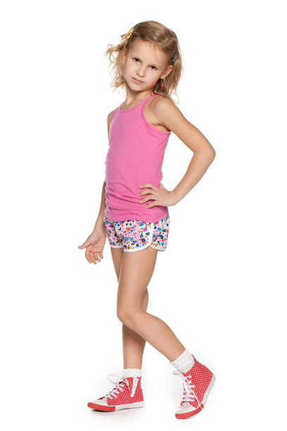 一个时尚年轻女孩的侧面肖像图片下载