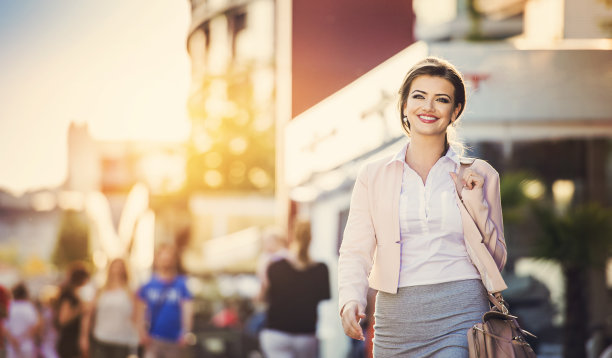 漂亮的女人图片下载