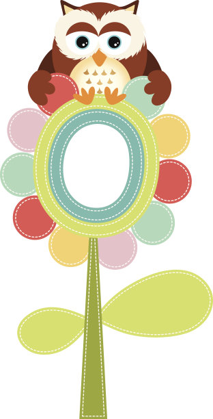 猫头鹰在树上图片下载