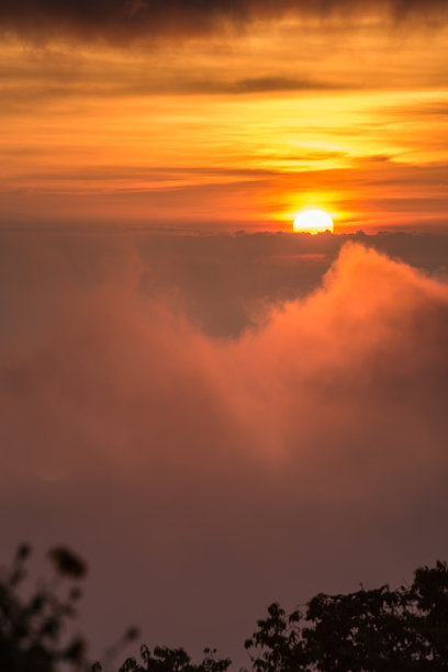 ิ美丽的日出图片下载