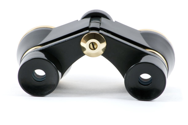 后面是剧场黑色望远镜图片下载