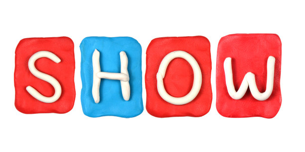 彩色的橡皮泥字母构成单词SHOW图片下载