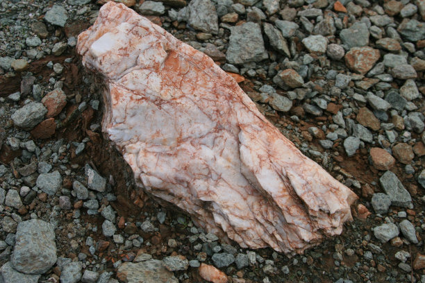 五颜六色的岩石图片下载