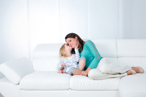 甜蜜情侣画像图片下载