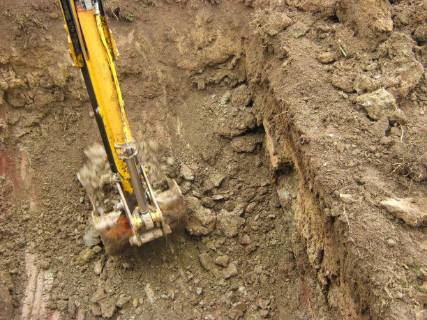 施工现场挖掘机图片下载